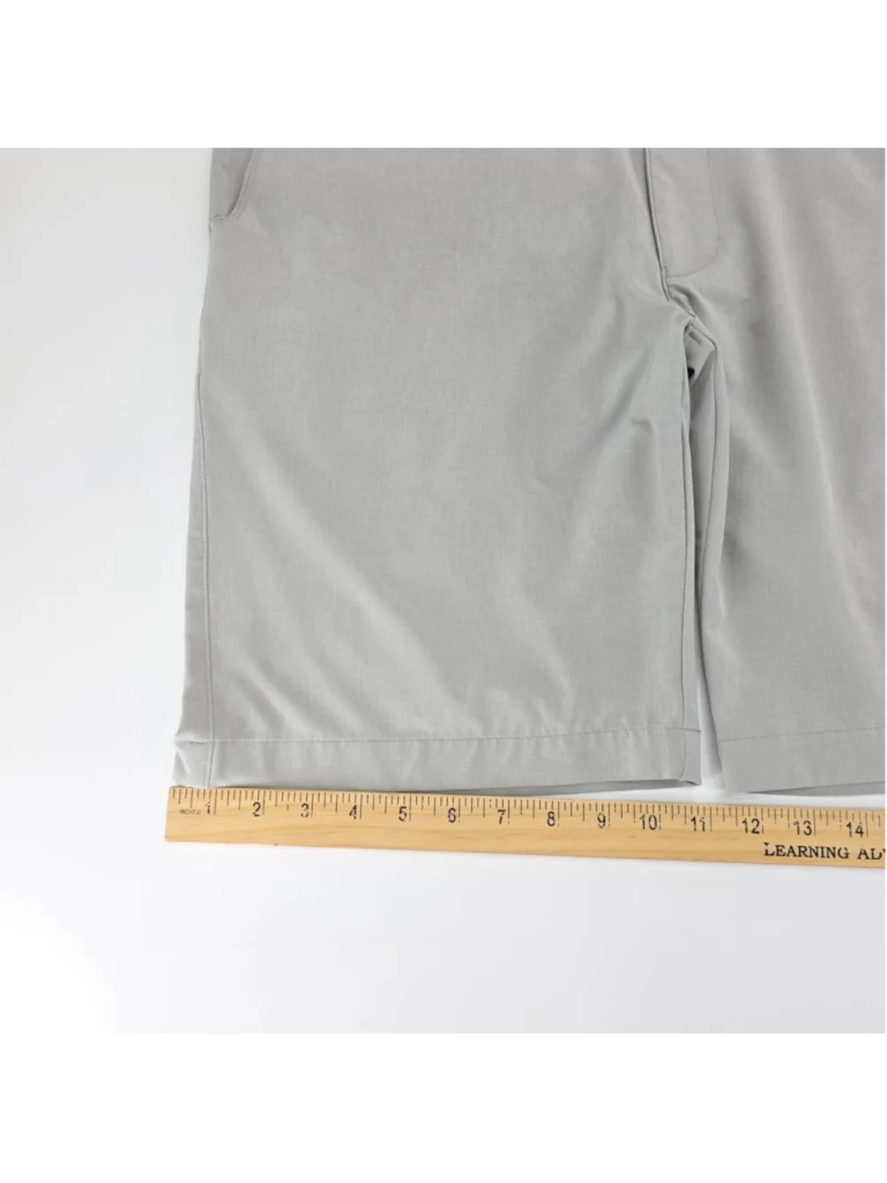 Peter Millar Featherweight Performance Shorts Mens 36 Gray Stretch Golf UPF 50+